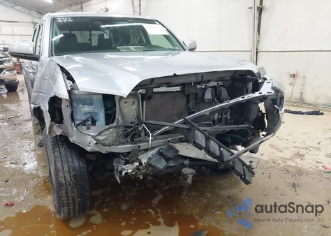 2021 Toyota Tacoma Sr V6 z USA, uszkodzony, nr VIN 3TMCZ5AN3MM405203